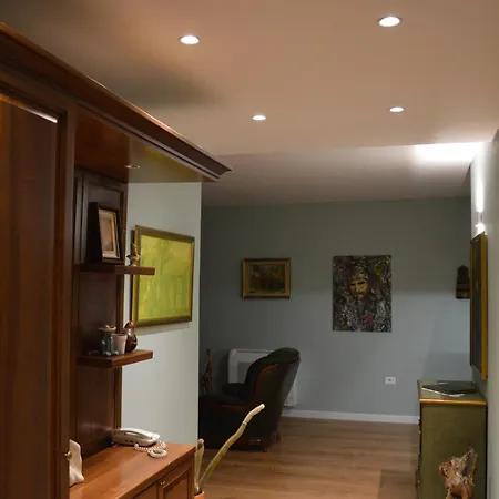 Mali Apartment *