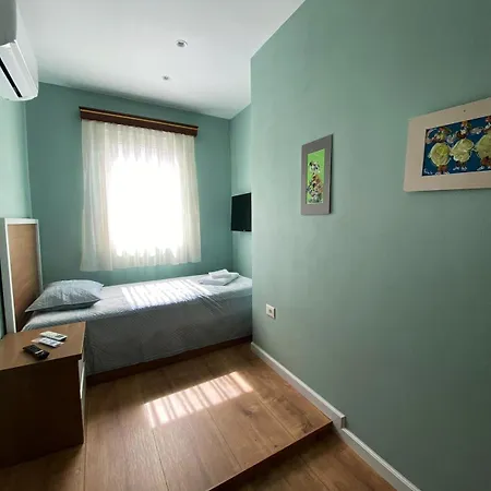 Apartment Mali *