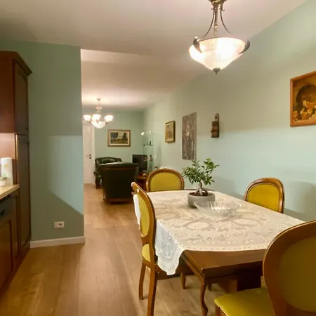 Mali Apartment *